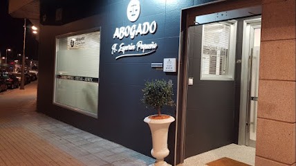 Adrián Esperón Pequeño - Abogado