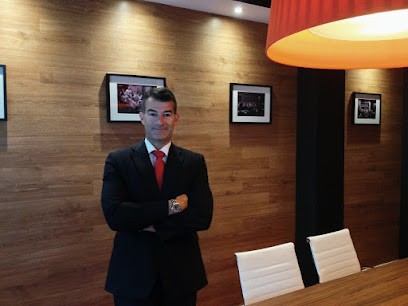 Aitor Guisasola Paredes - Abogado responsabilidad civil,seguros,matrimonial, civil y penal.