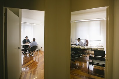 Apezteguia & Abogados