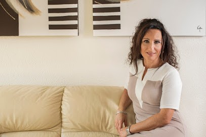 Elena Bernal Abogada