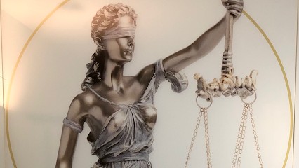 ROBERTO SORIA & ASOCIADOS ABOGADOS