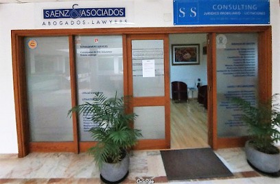 SÁENZ & ASOCIADOS ABOGADOS
